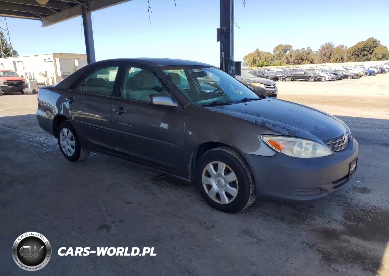 2003 Toyota Camry Le VIN:4T1BE30K23U770075 - 4
