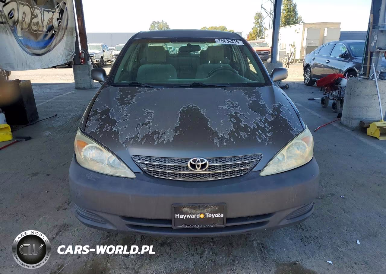 2003 Toyota Camry Le VIN:4T1BE30K23U770075 - 5