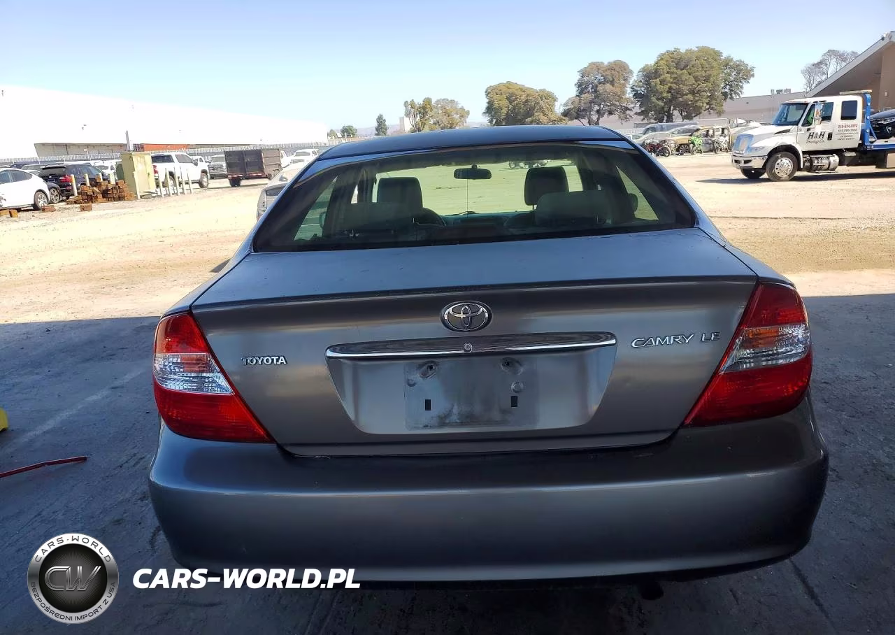 2003 Toyota Camry Le VIN:4T1BE30K23U770075 - 6