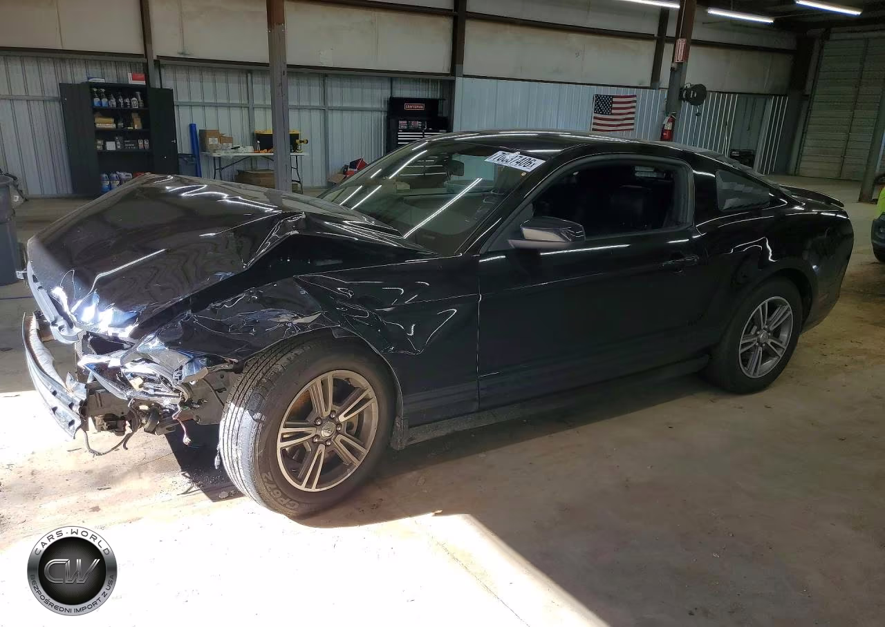 2013 Ford Mustang – zdjęcie 1 z 12