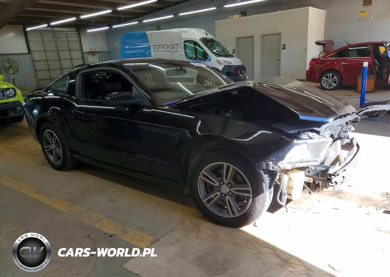 2013 Ford Mustang VIN:1ZVBP8AM0D5238201 - 4
