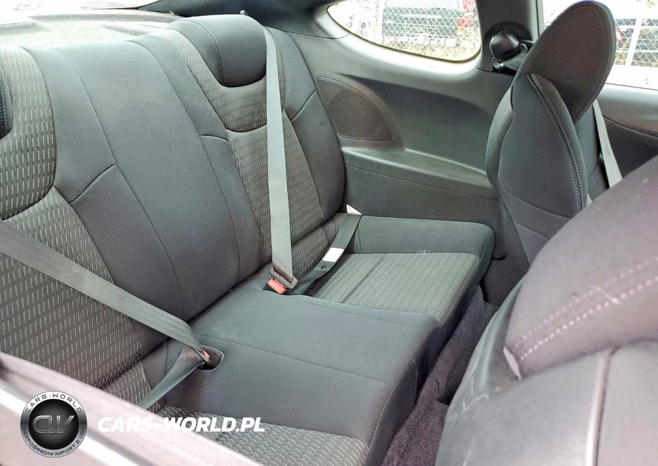 2013 Hyundai Genesis Coupe 2.0T VIN:KMHHT6KD6DU085787 - 10