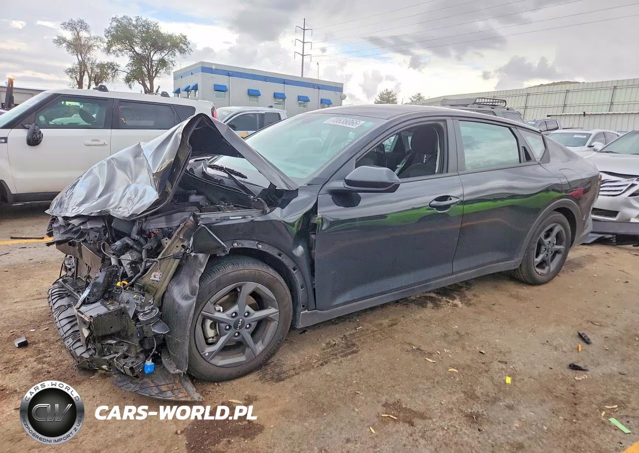 2025 Kia K4 Lxs VIN:3KPFT4DE0SE169282 - 1