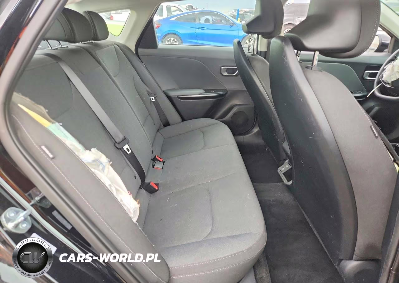 2025 Kia K4 Lxs VIN:3KPFT4DE0SE169282 - 10