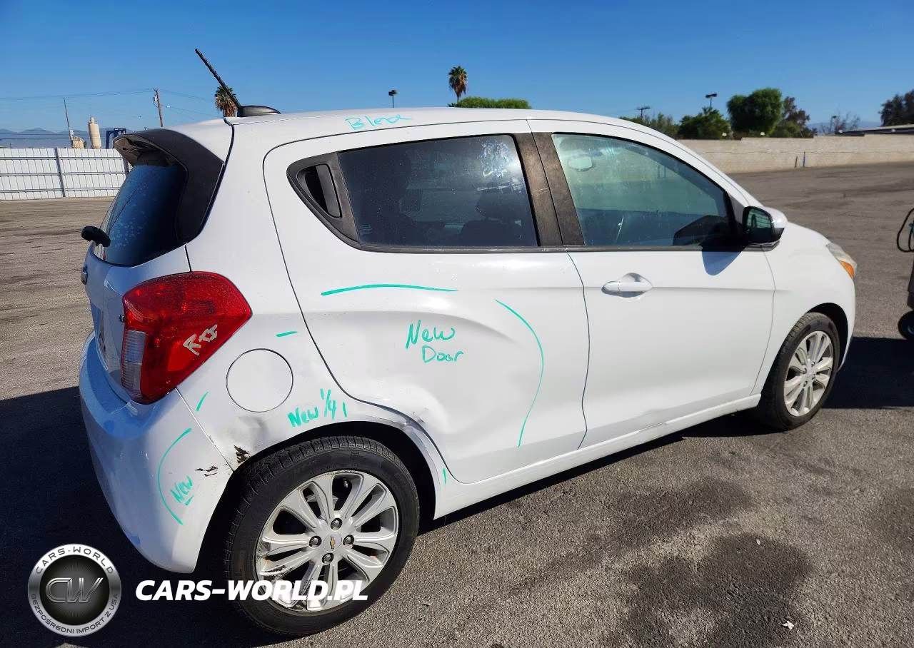 2018 Chevrolet Spark 1Lt VIN:KL8CD6SA2JC473448 - 3
