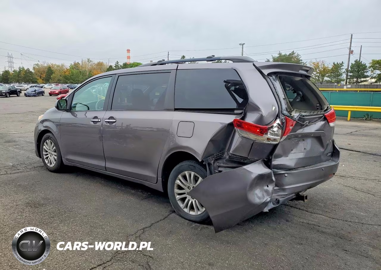 2011 Toyota Sienna Xle 8-Passenger VIN:5TDYK3DC3BS081224 - 2