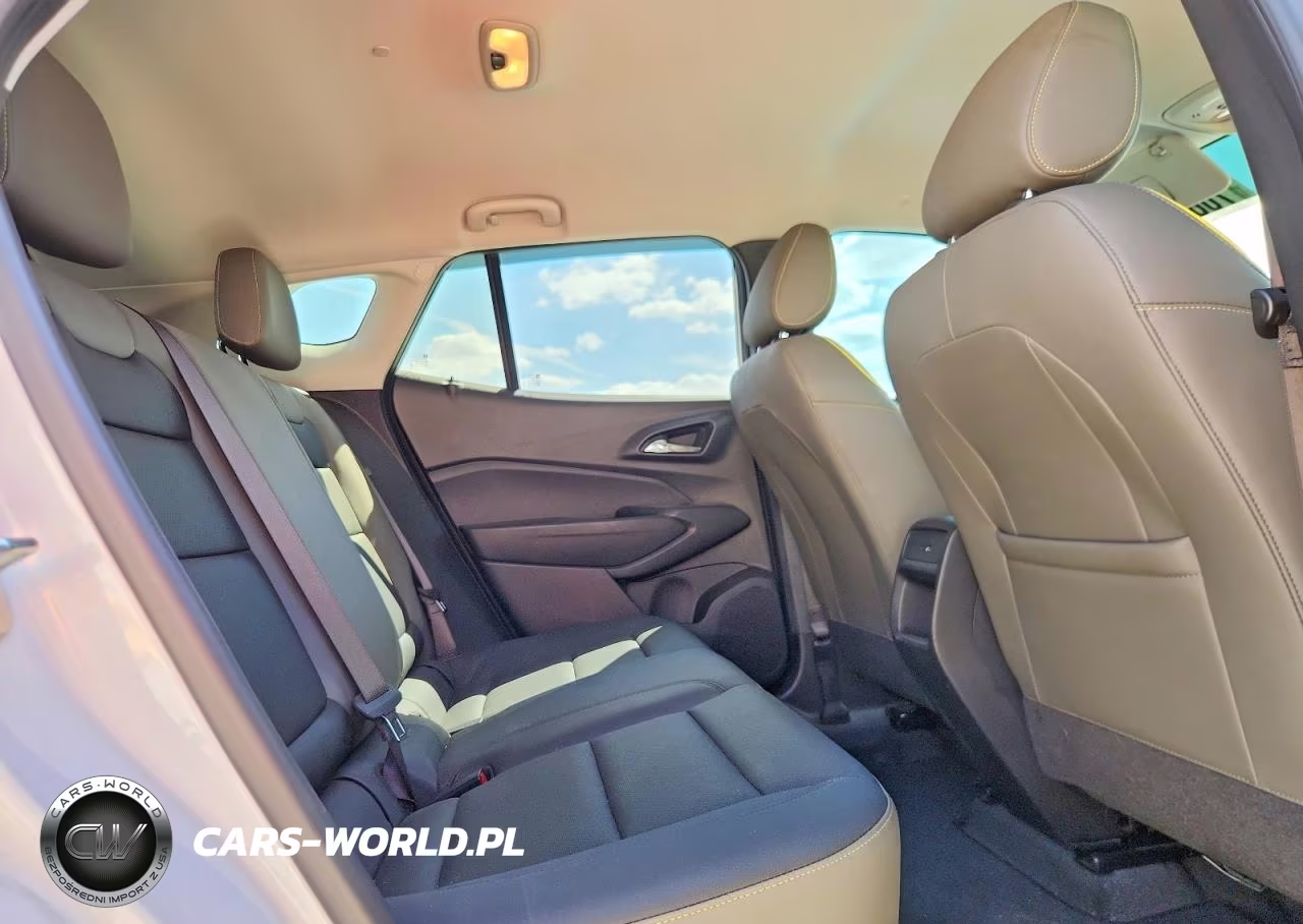 2025 Chevrolet Trax Activ VIN:KL77LKEP6SC219048 - 11