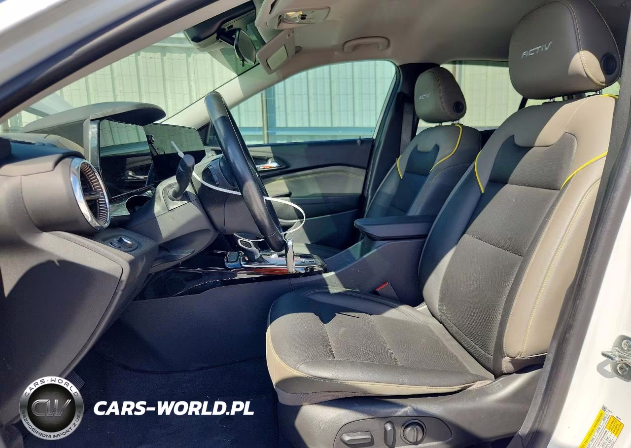 2025 Chevrolet Trax Activ VIN:KL77LKEP6SC219048 - 7