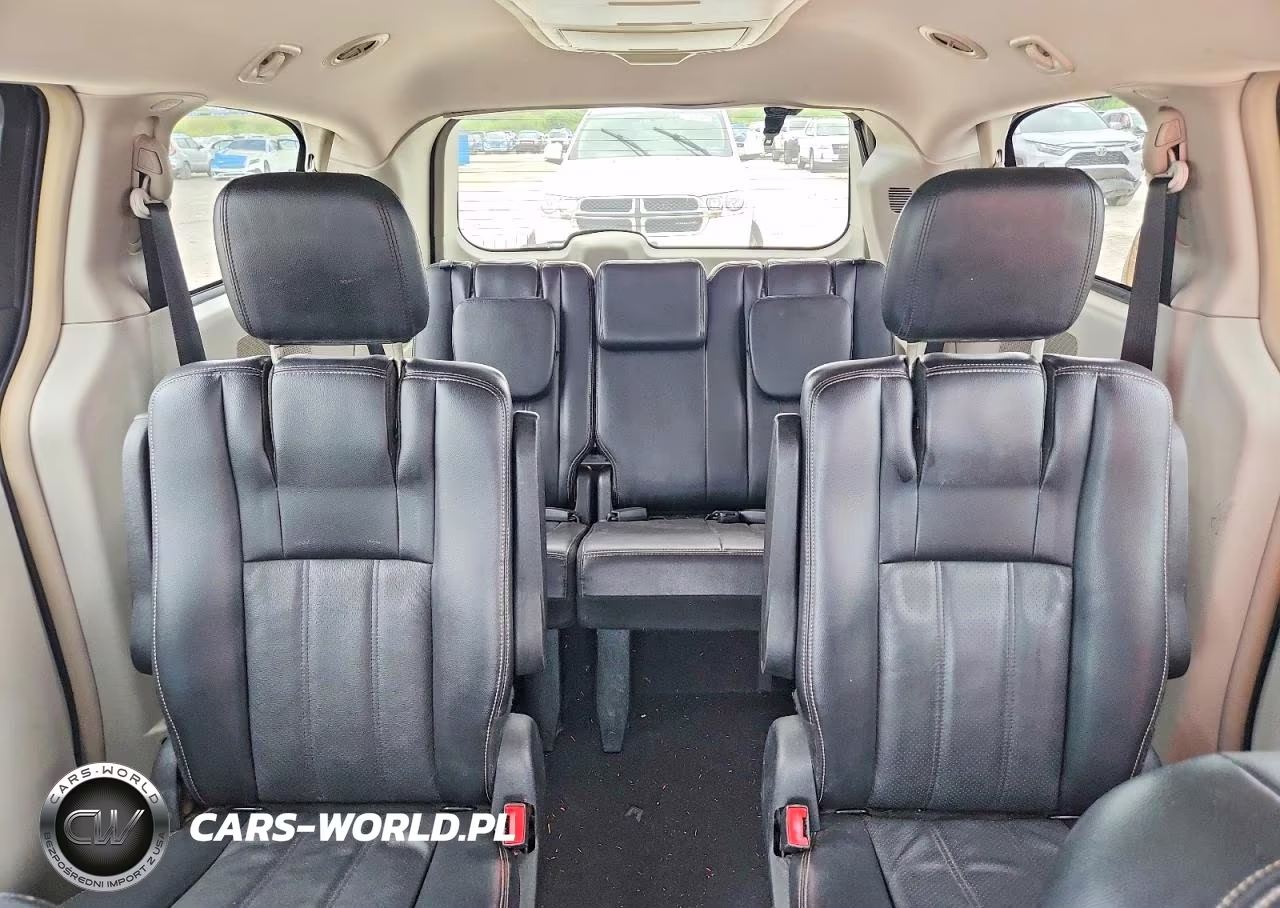 2012 Chrysler Town & Country Touring VIN:2C4RC1BG7CR353120 - 10