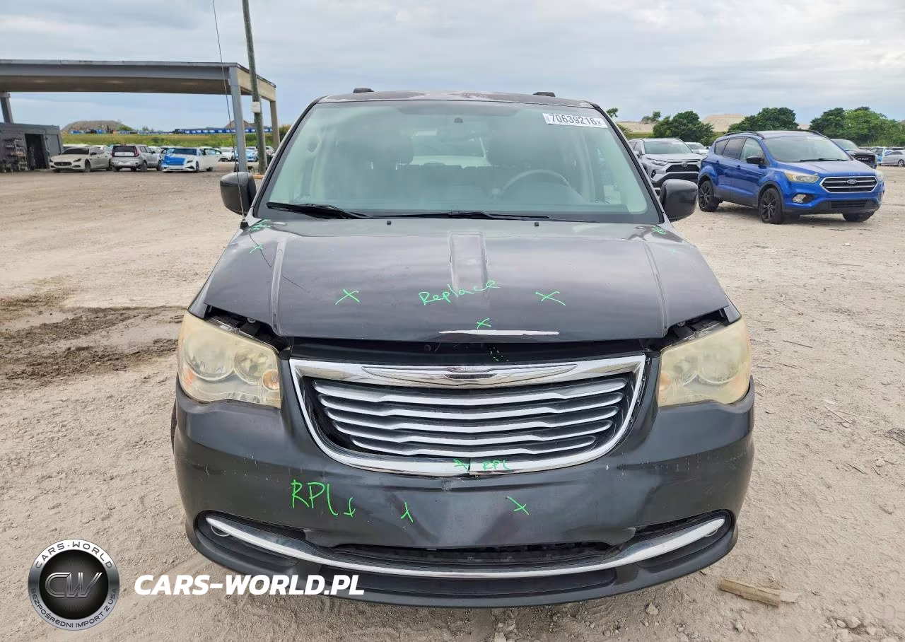 2012 Chrysler Town & Country Touring VIN:2C4RC1BG7CR353120 - 5
