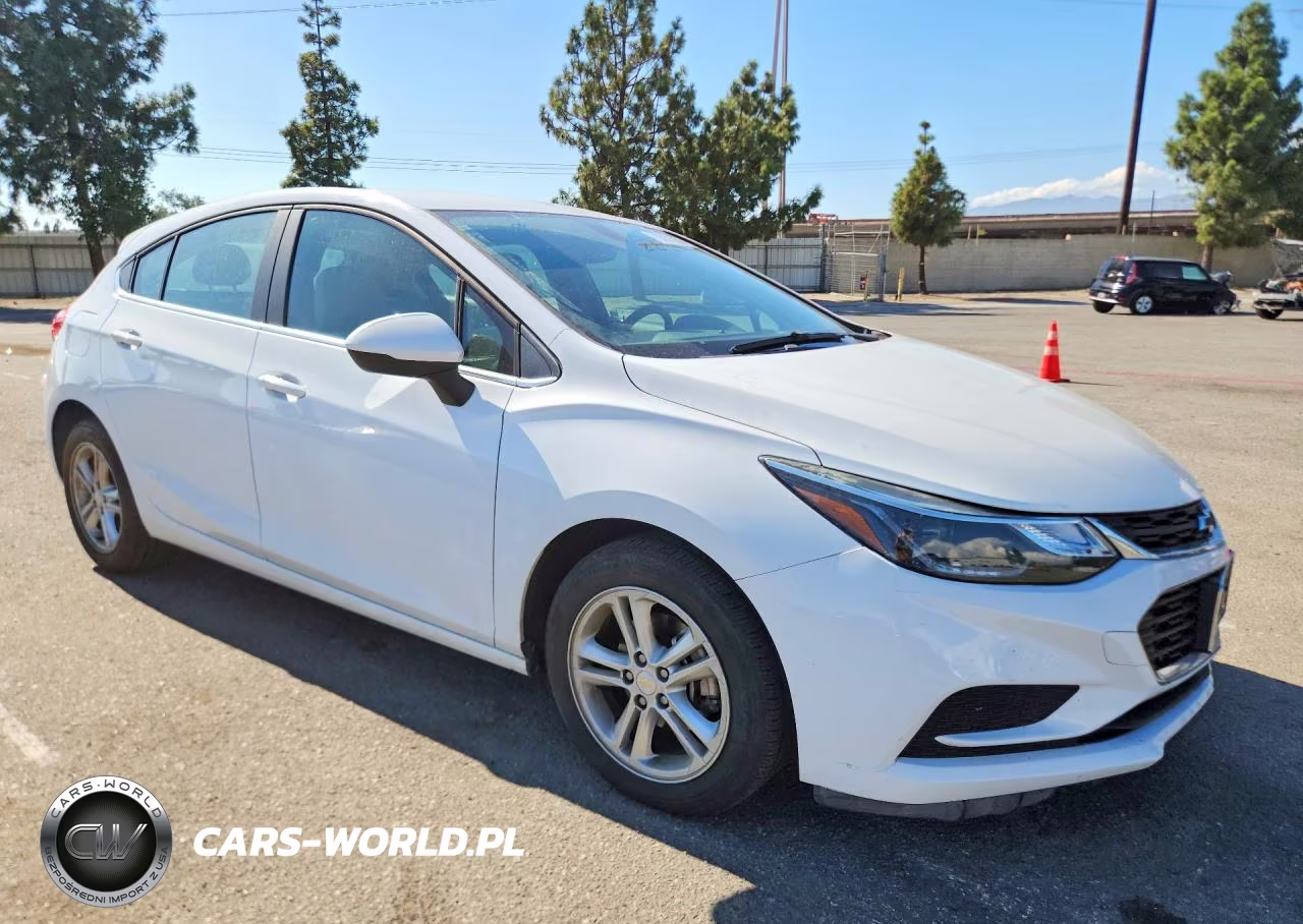 2018 Chevrolet Cruze Lt VIN:3G1BE6SMXJS651314 - 4