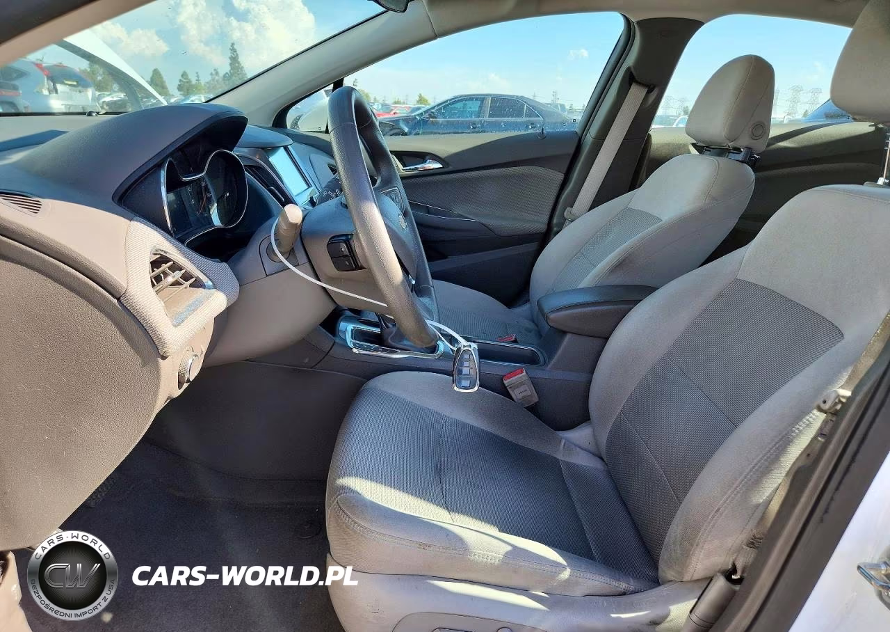 2018 Chevrolet Cruze Lt VIN:3G1BE6SMXJS651314 - 7