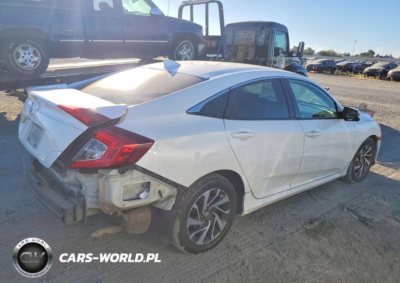 2017 Honda Civic Ex VIN:19XFC2F75HE071117 - 3