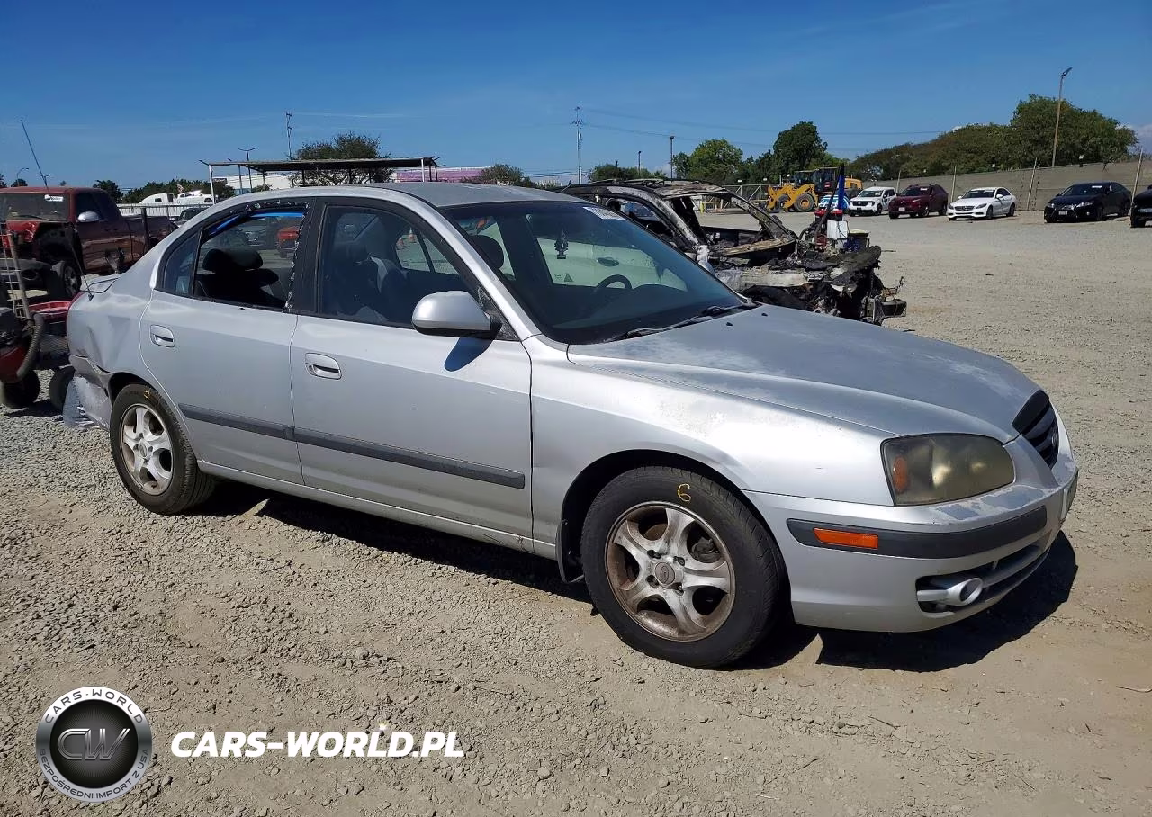 2004 Hyundai Elantra Gls VIN:KMHDN46D04U918670 - 4