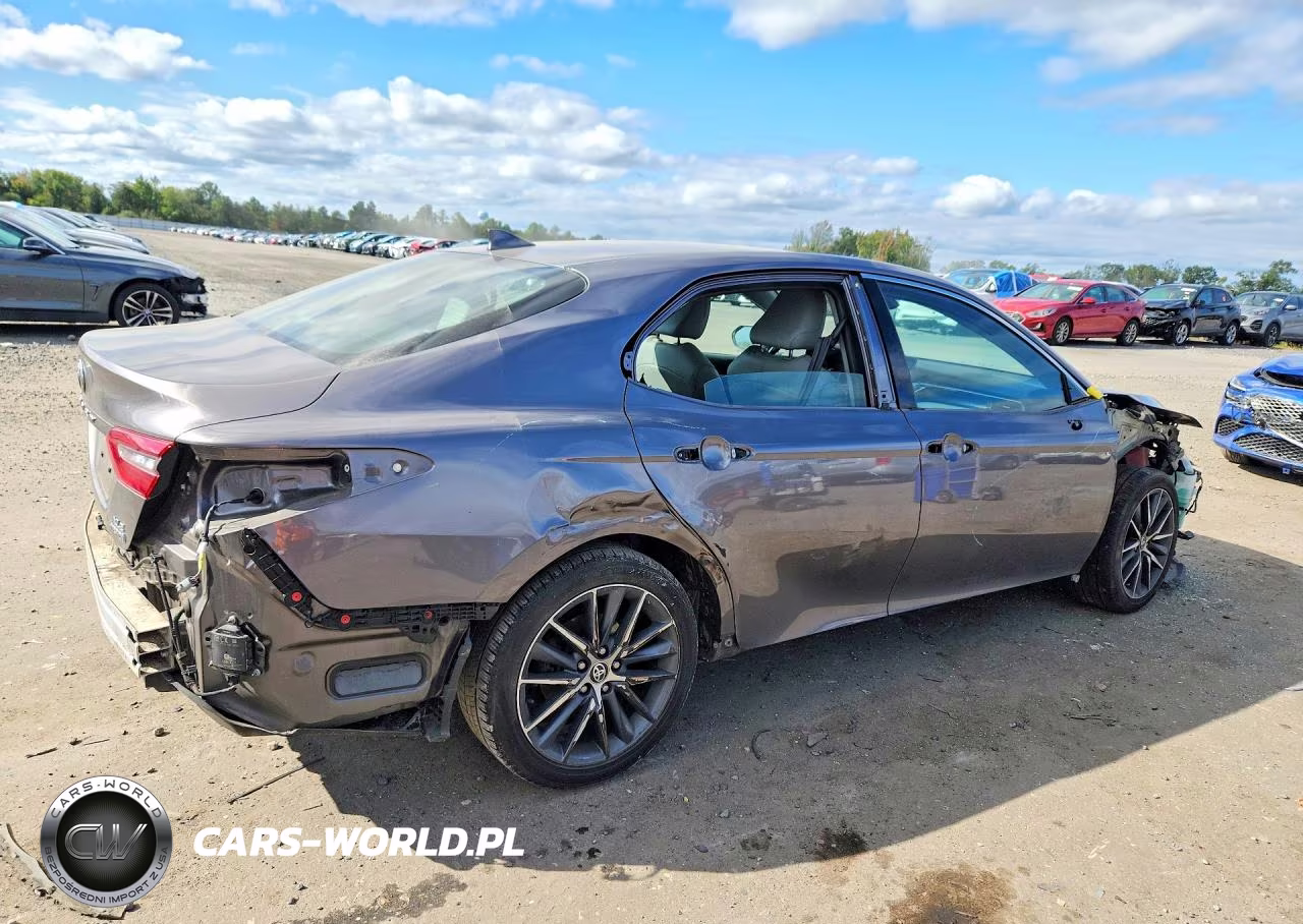 2021 Toyota Camry Xle VIN:4T1F31AK6MU024191 - 3