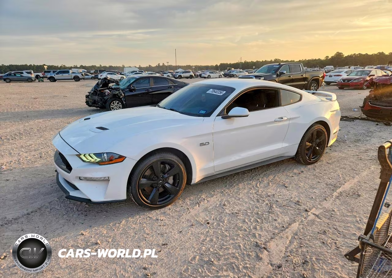 2018 Ford Mustang Gt VIN:1FA6P8CF1J5162900 - 1