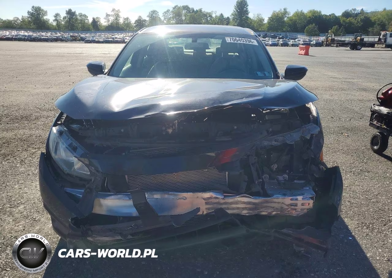 2018 Honda Civic Lx VIN:2HGFC2F53JH560089 - 5