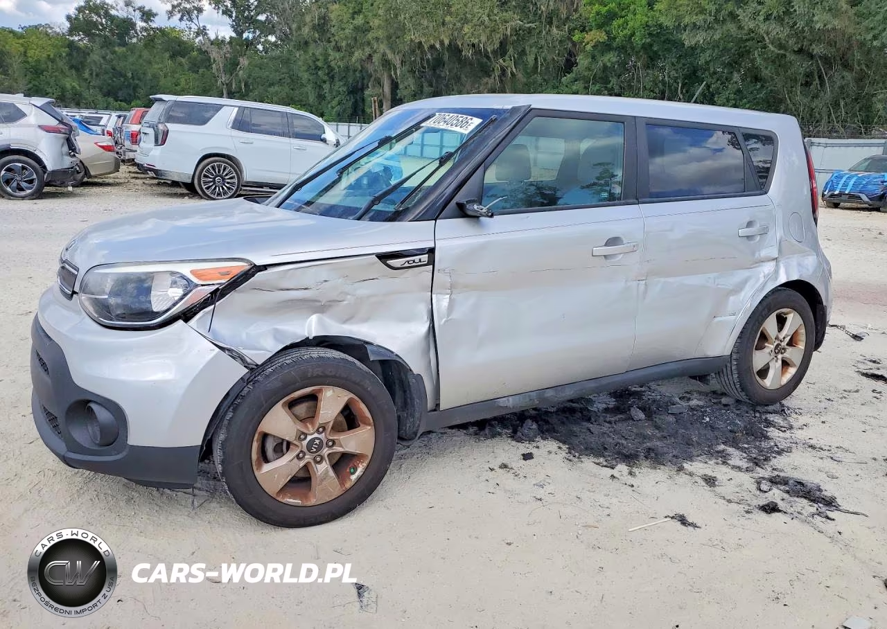 2017 Kia Soul Base VIN:KNDJN2A27H7465122 - 1