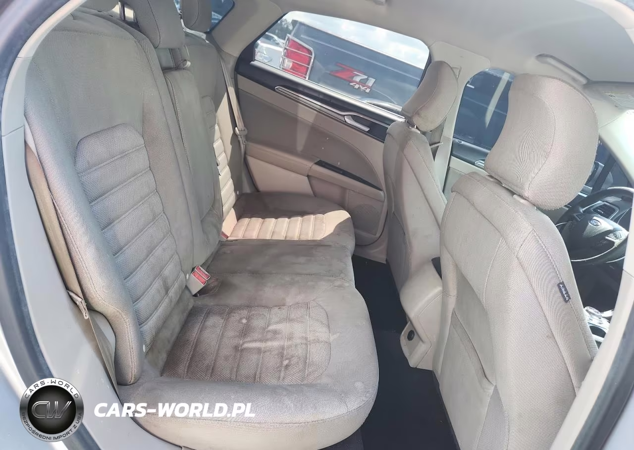 2017 Ford Fusion Se VIN:3FA6P0HD9HR351424 - 10
