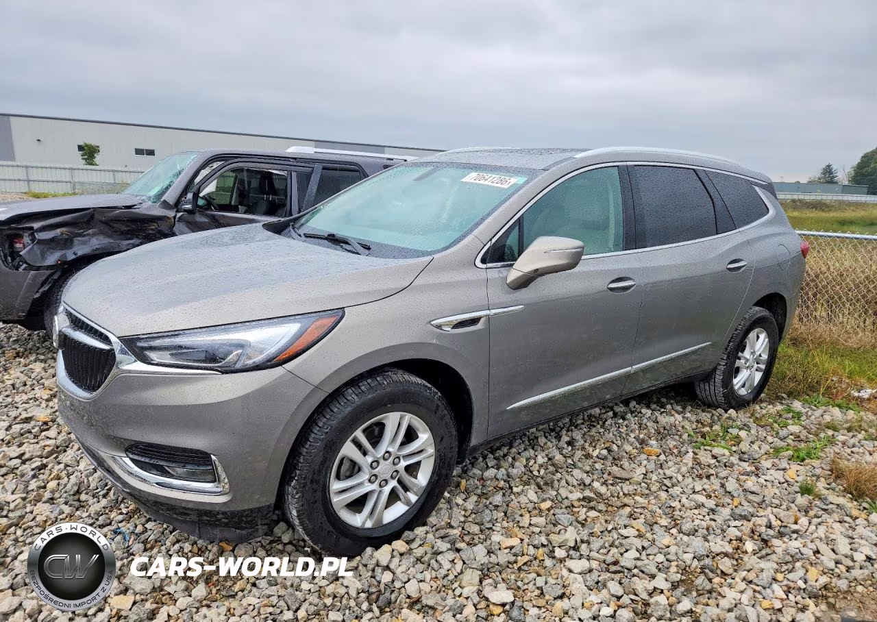 2018 Buick Enclave Essence VIN:5GAERBKW4JJ278471 - 1