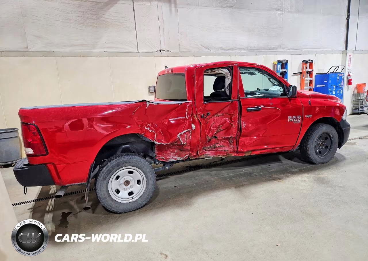 2024 Ram 1500 Classic Tradesman VIN:1C6RR7FT1RS163935 - 3