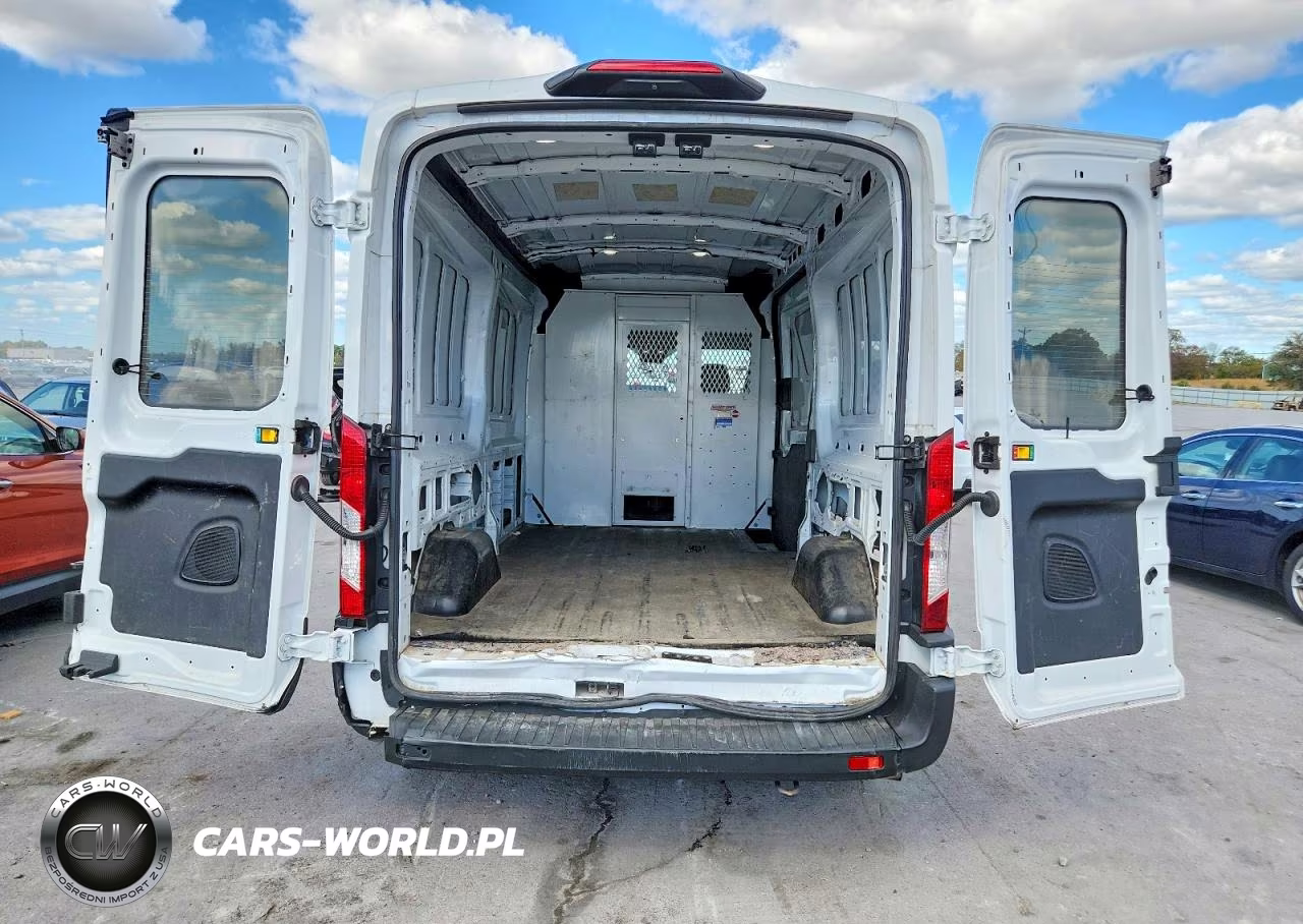 2023 Ford Transit 250 Delivery Van VIN:1FTBR1C88PKA60676 - 10