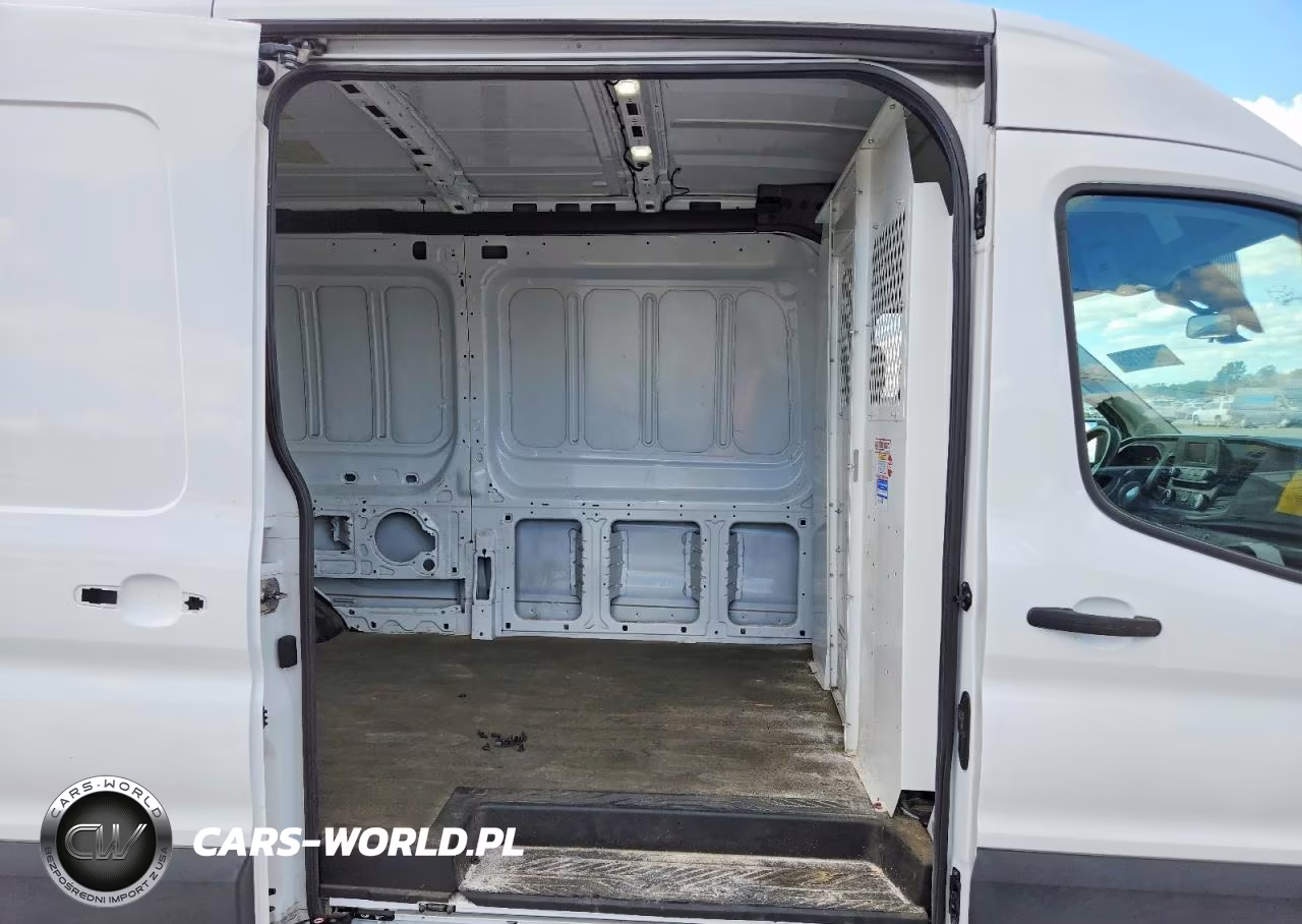 2023 Ford Transit 250 Delivery Van VIN:1FTBR1C88PKA60676 - 11