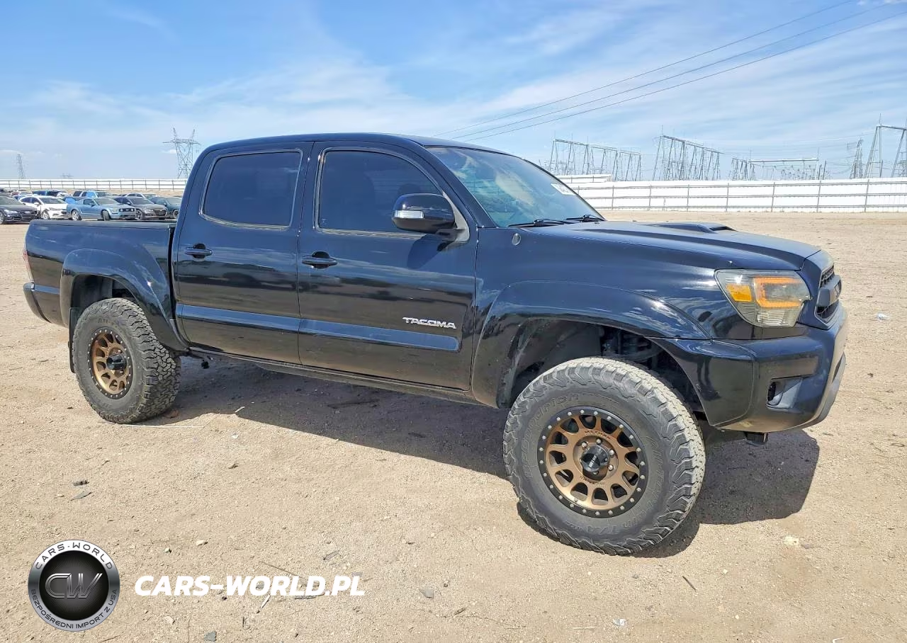 2015 Toyota Tacoma Double Cab Prerunner VIN:3TMJU4GN0FM189577 - 4