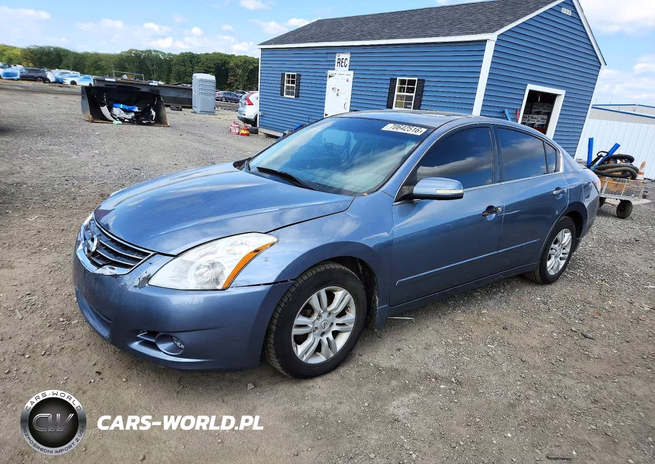2010 Nissan Altima 2.5 – zdjęcie 1 z 13