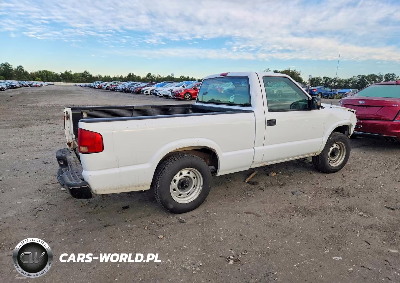 2003 Chevrolet S Truck S10 VIN:1GCCS14X538264115 - 3