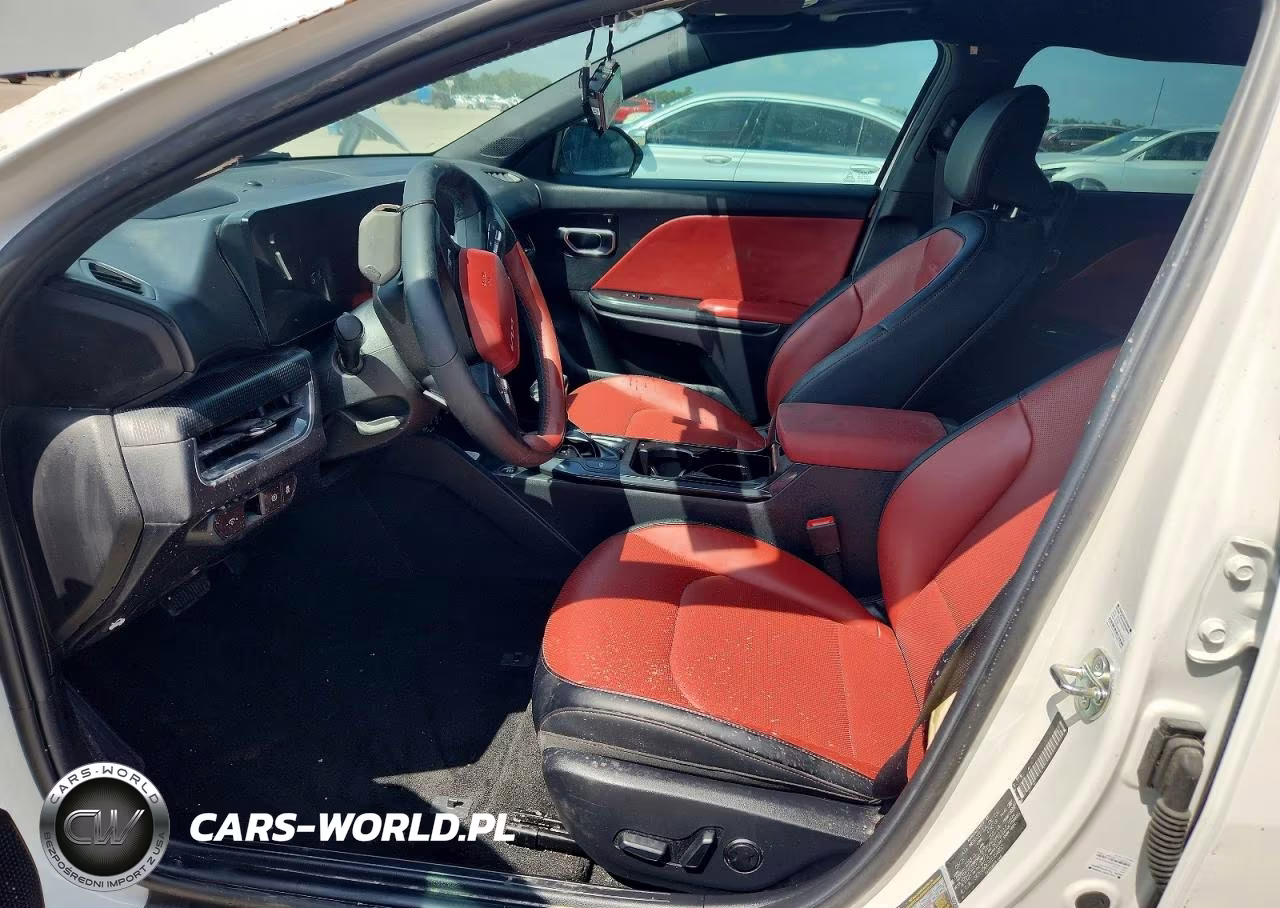 2026 Kia K4 Gt Line VIN:3KPFU5DE9TE354855 - 7