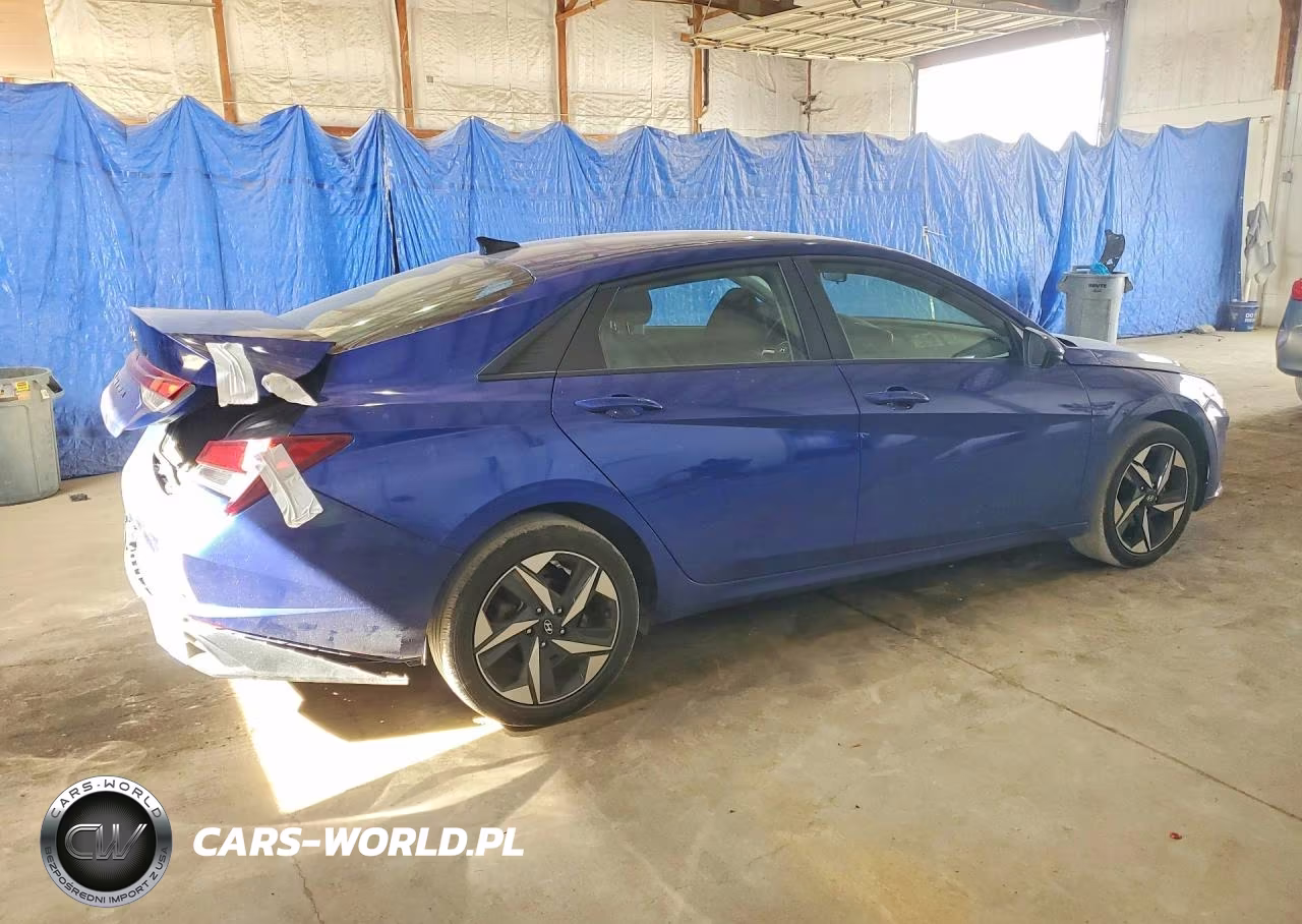 2023 Hyundai Elantra Sel VIN:KMHLS4AG0PU627922 - 3