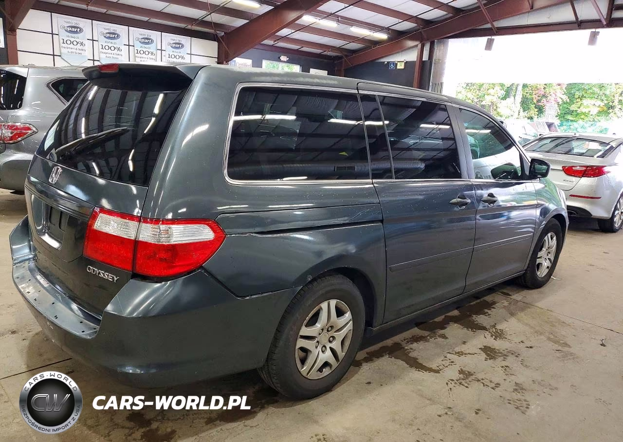 2005 Honda Odyssey Lx VIN:5FNRL38225B127167 - 3