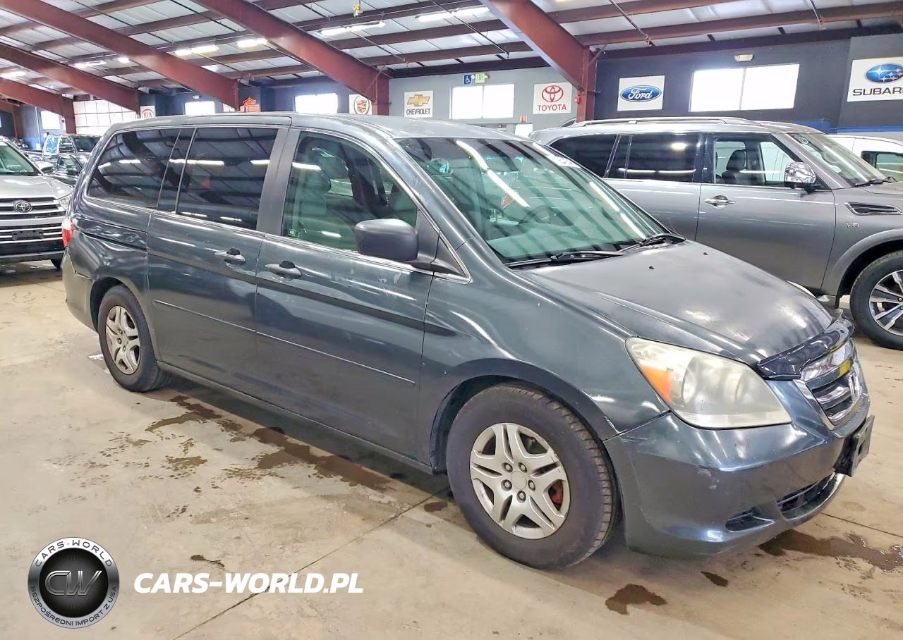 2005 Honda Odyssey Lx VIN:5FNRL38225B127167 - 4