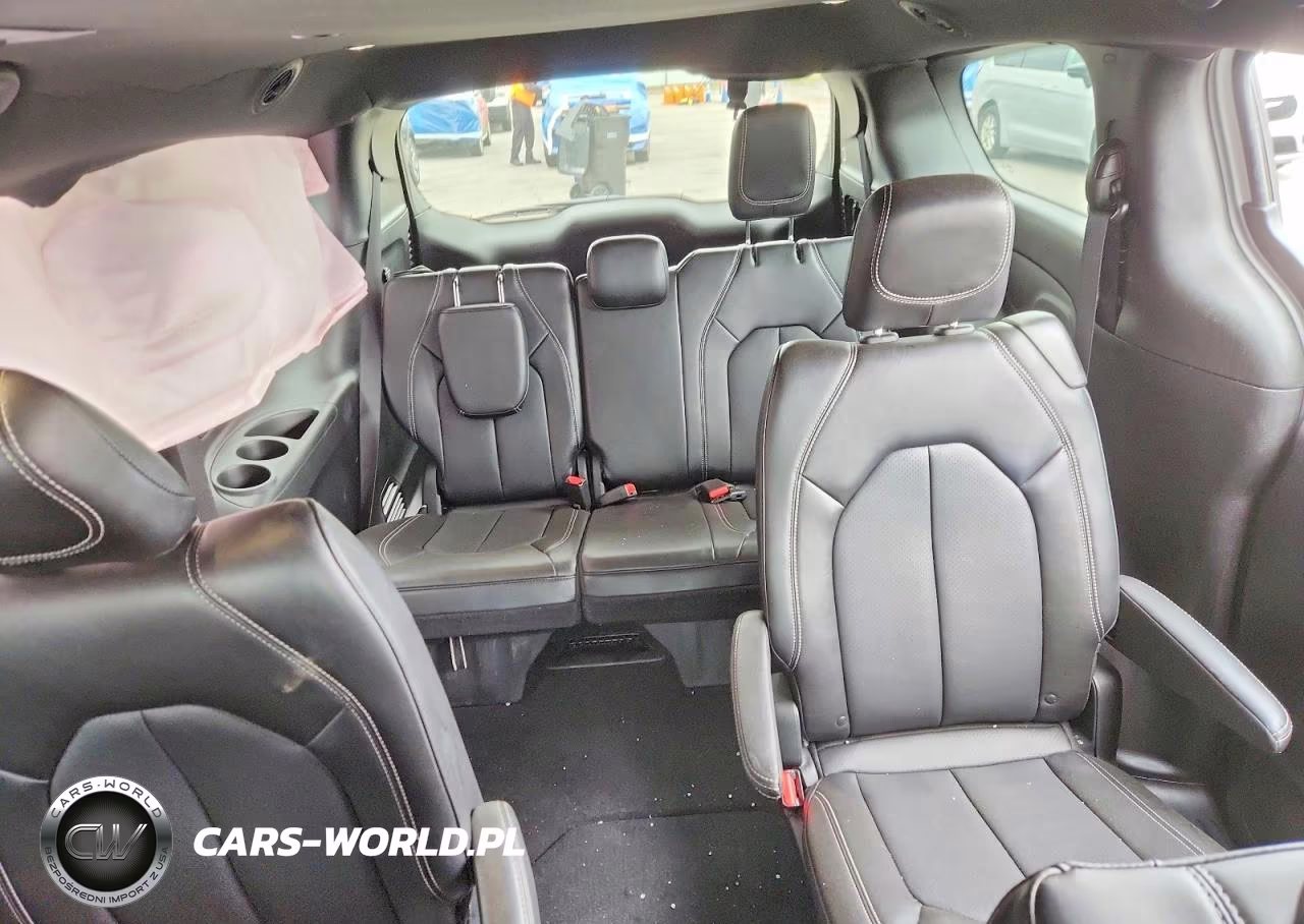 2025 Chrysler Pacifica Select VIN:2C4RC1BG6SR585707 - 10