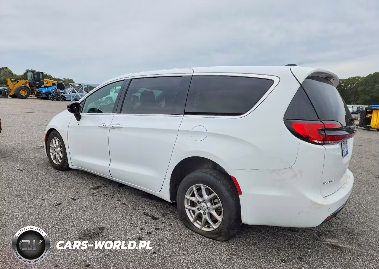 2025 Chrysler Pacifica Select VIN:2C4RC1BG6SR585707 - 2