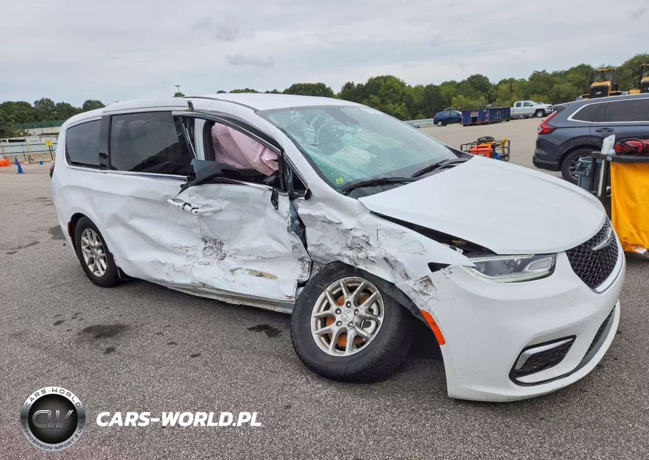 2025 Chrysler Pacifica Select VIN:2C4RC1BG6SR585707 - 4