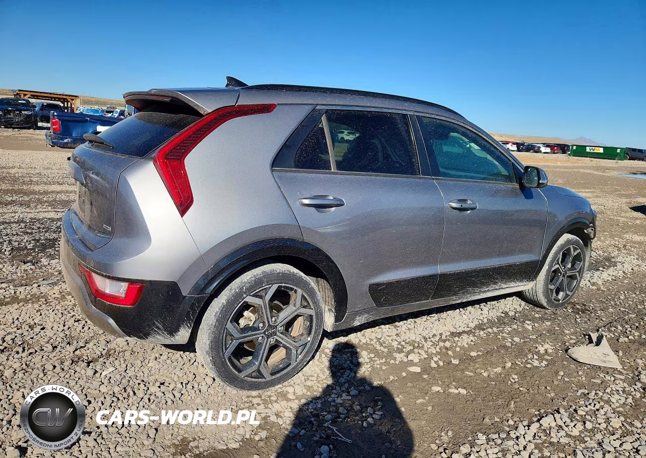 2023 Kia Niro Ex VIN:KNDCR3LE5P5049123 - 3