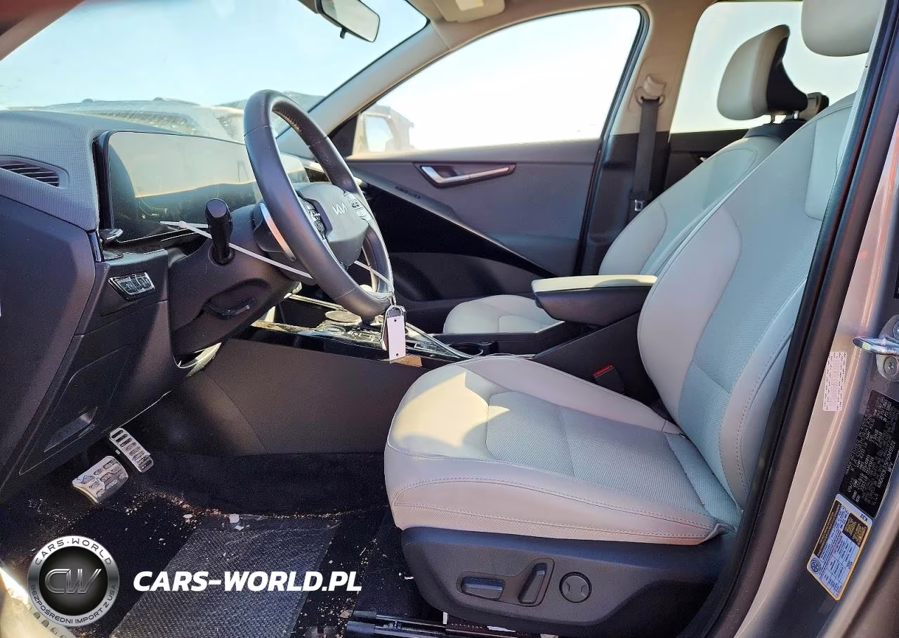 2023 Kia Niro Ex VIN:KNDCR3LE5P5049123 - 7