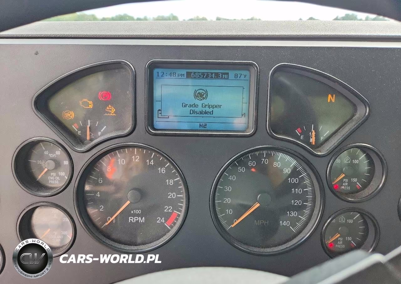 2017 Mack 600 Cxu600 VIN:1M1AW01X5HM009554 - 9