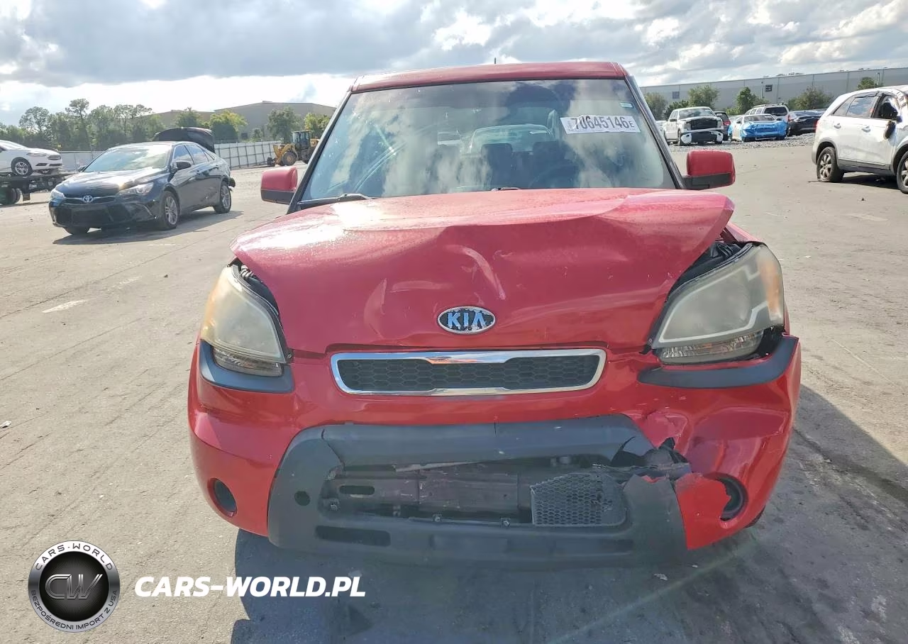 2010 Kia Soul + VIN:KNDJT2A2XA7108335 - 5