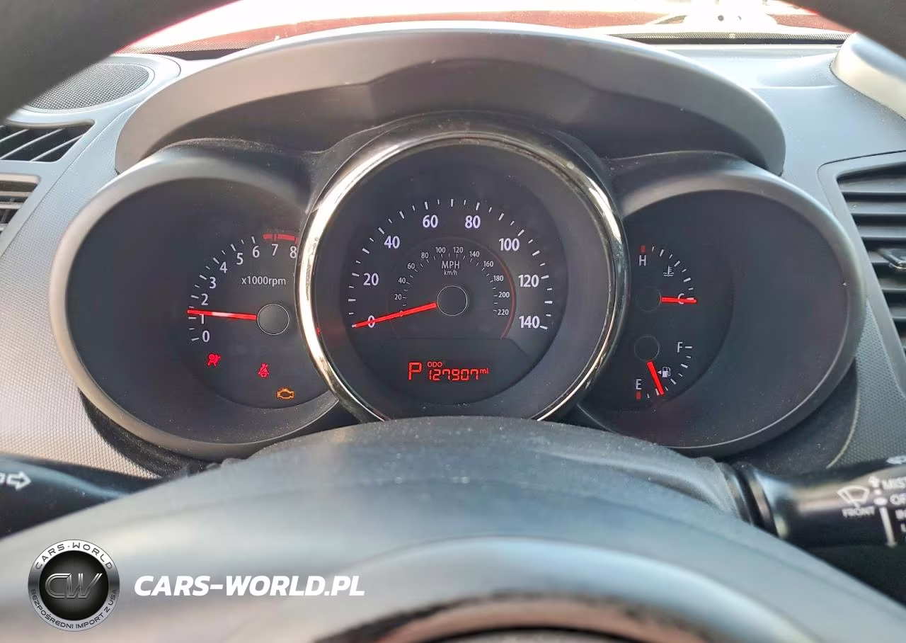 2010 Kia Soul + VIN:KNDJT2A2XA7108335 - 9
