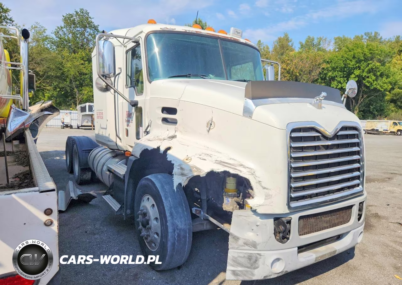 2010 Mack Cxu613 Semi Truck VIN:1M1AW07Y0AN010529 - 4