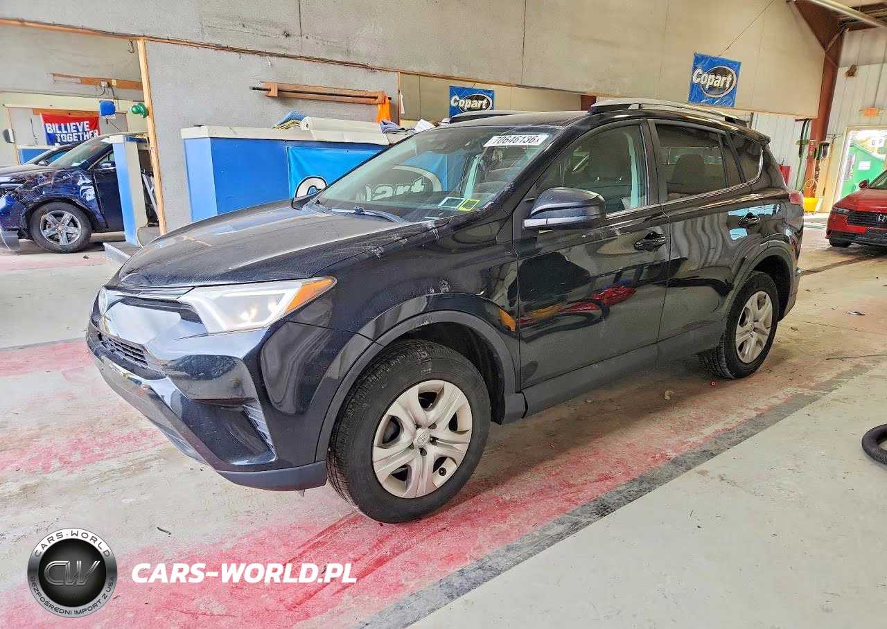 2017 Toyota Rav4 Le – zdjęcie 1 z 12