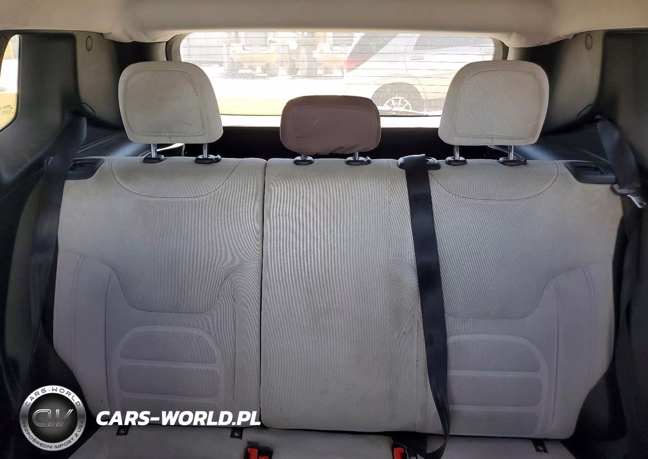 2018 Jeep Renegade Latitude VIN:ZACCJABB1JPH84361 - 10