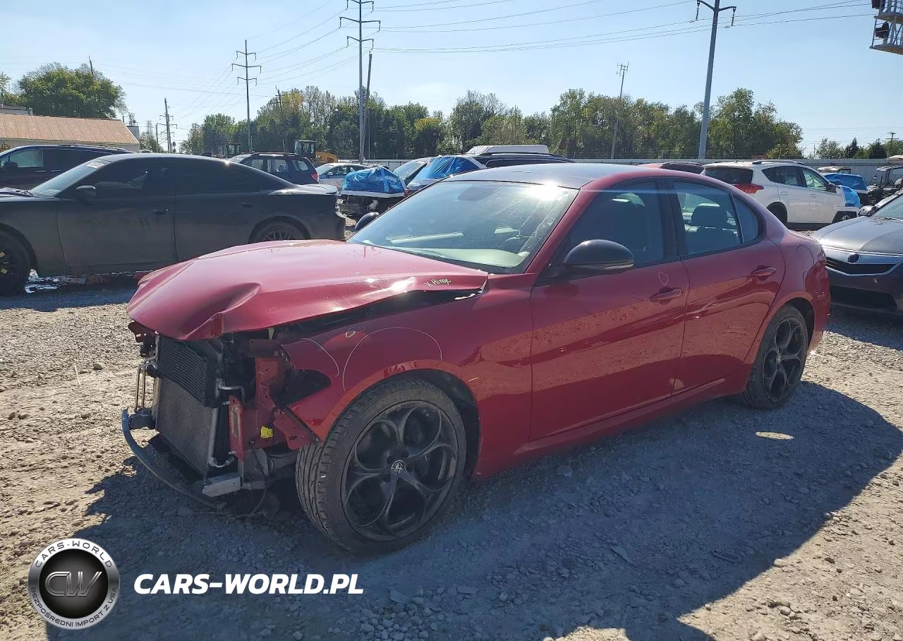 2018 Alfa Romeo Giulia Ti Q4 VIN:ZARFAEEN5J7597945 - 1