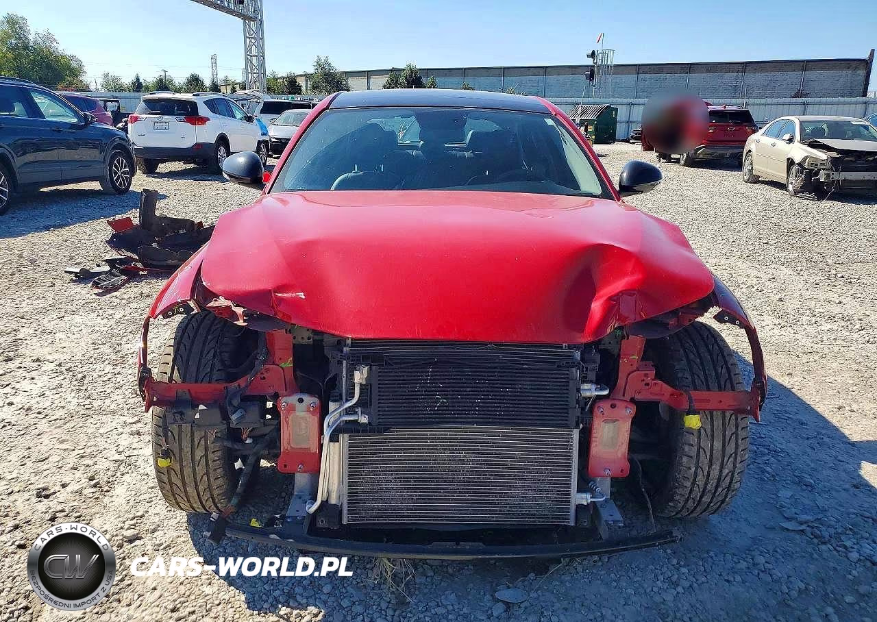 2018 Alfa Romeo Giulia Ti Q4 VIN:ZARFAEEN5J7597945 - 5