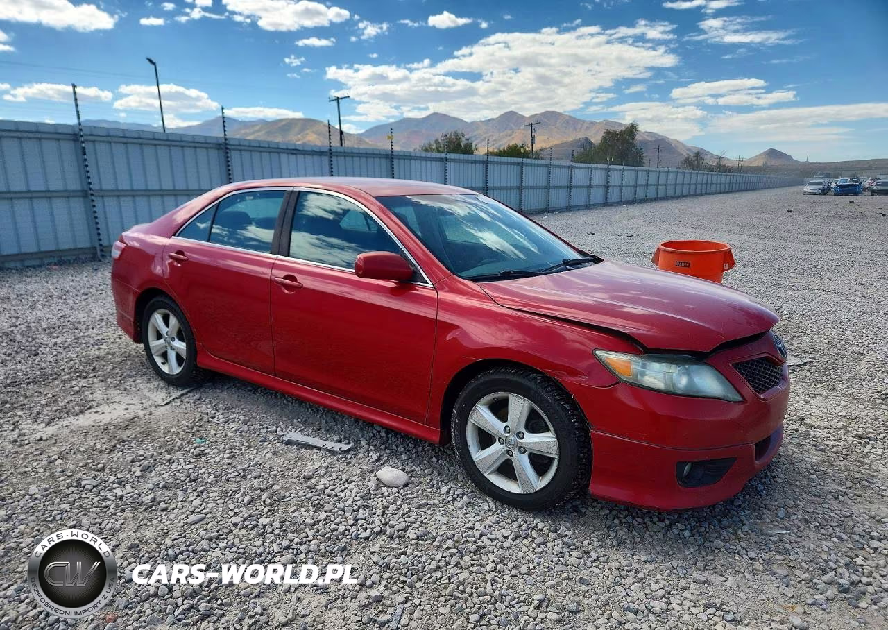 2010 Toyota Camry Se VIN:4T1BF3EK0AU069120 - 4