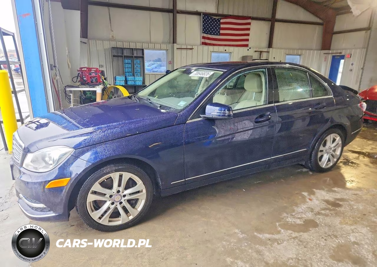2013 Mercedes-Benz C 300 4Matic VIN:WDDGF8AB2DR287246 - 1