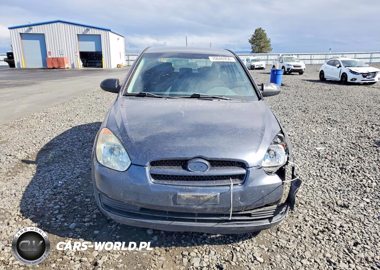 2008 Hyundai Accent Gs VIN:KMHCM36C78U093555 - 5